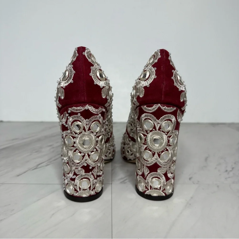 Tory Burch Francesca Red White Embroidered Pointy Toe Pump 5 1/2 M
